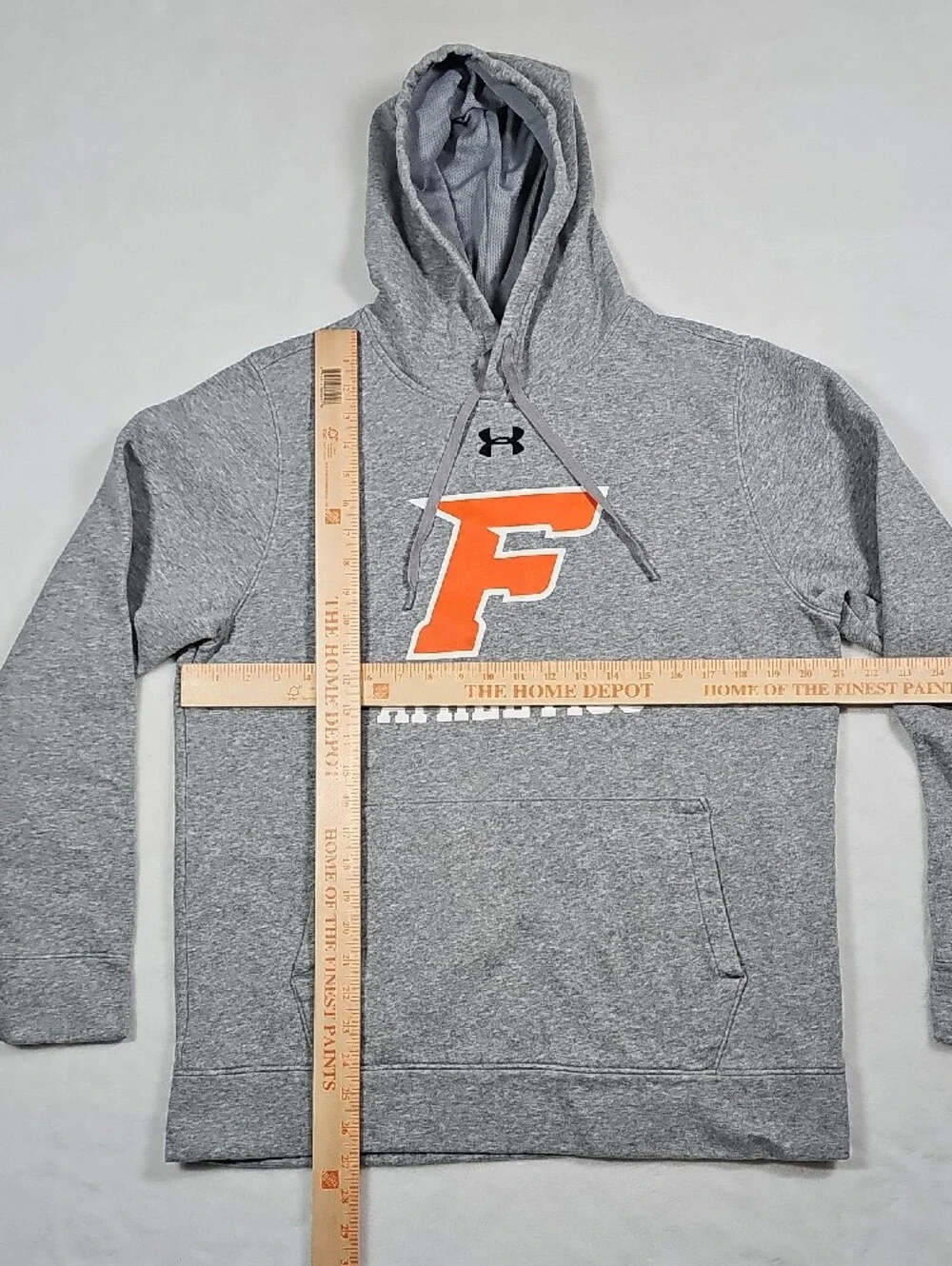 Cal State Fullerton Under Armour Men's Gray Crewneck Hoodie with Orange Logo